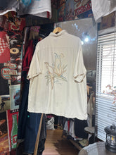 將圖片載入圖庫檢視器 Sh374 Vintage Tommy Bahama Shirt