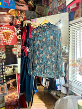 將圖片載入圖庫檢視器 Sh360 Vintage Totem Shirt