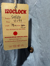 將圖片載入圖庫檢視器 Sh385Vintage Tommy Bahama Shirt