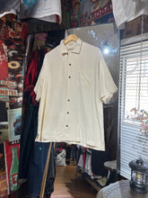 將圖片載入圖庫檢視器 Sh373 Vintage Tommy Bahama Shirt