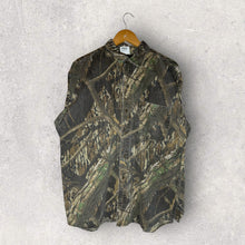 將圖片載入圖庫檢視器 Vintage Polo Shirt