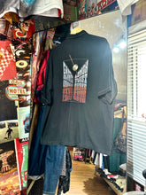 將圖片載入圖庫檢視器 Sh394 Vintage Tommy Bahama Shirt