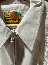 將圖片載入圖庫檢視器 Sh122 Vintage Cuba shirt