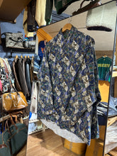 將圖片載入圖庫檢視器 Sh621 Vintage Totem Shirt Long Sleeve