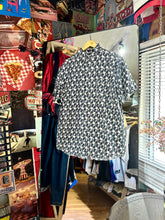 將圖片載入圖庫檢視器 Sh216 Vintage Totem Shirt XXL