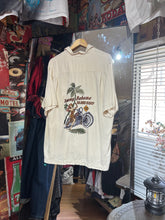 將圖片載入圖庫檢視器 Sh373 Vintage Tommy Bahama Shirt