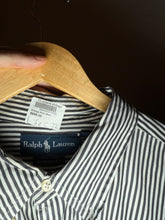 將圖片載入圖庫檢視器 Vintage Polo Shirt