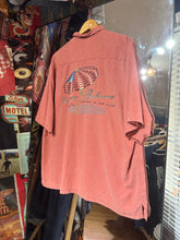 將圖片載入圖庫檢視器 Sh380 Vintage Tommy Bahama Shirt
