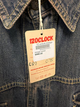 將圖片載入圖庫檢視器 Vintage Denim Jacket