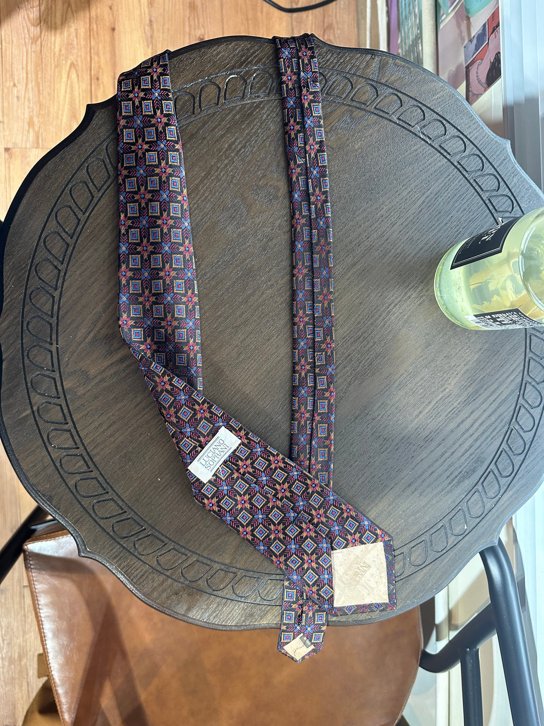 Vintage tie