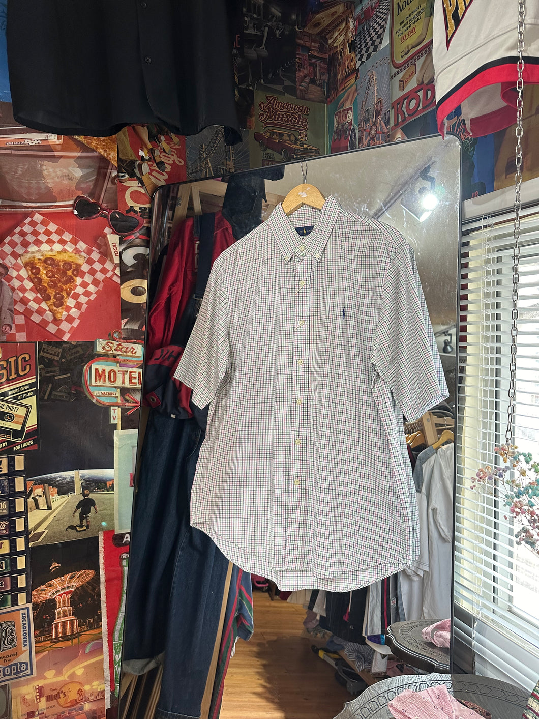 Sh239 vintage brand shirt