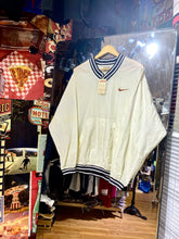 將圖片載入圖庫檢視器 Vintage windbreaker
