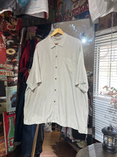 將圖片載入圖庫檢視器 Sw371 Vintage Tommy Bahama Shirt
