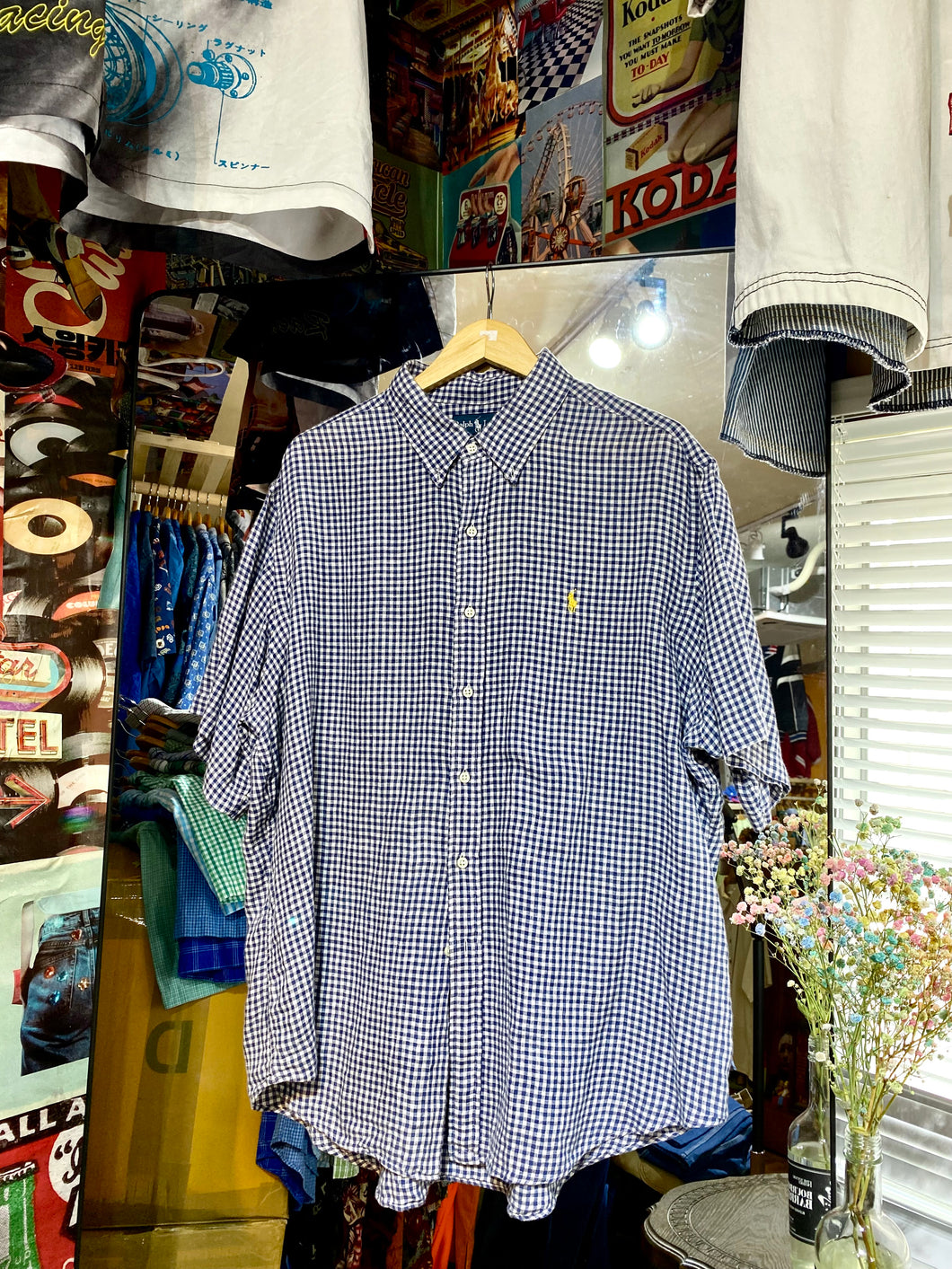 Sh vintage Brand shirt