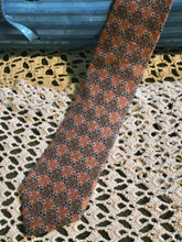 將圖片載入圖庫檢視器 Vintage Tie
