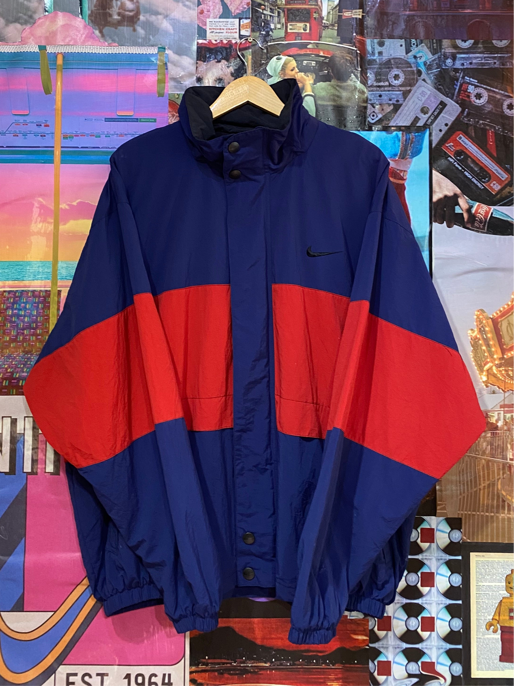 Wi258 Vintage Brand/Team Windbreaker