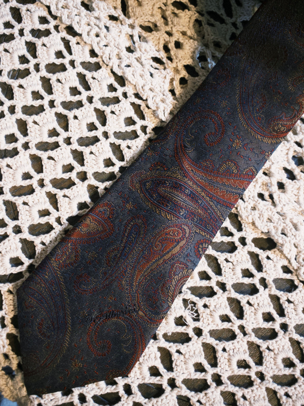 Vintage Tie