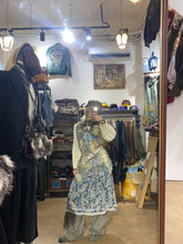 將圖片載入圖庫檢視器 VC#1901 outfits
