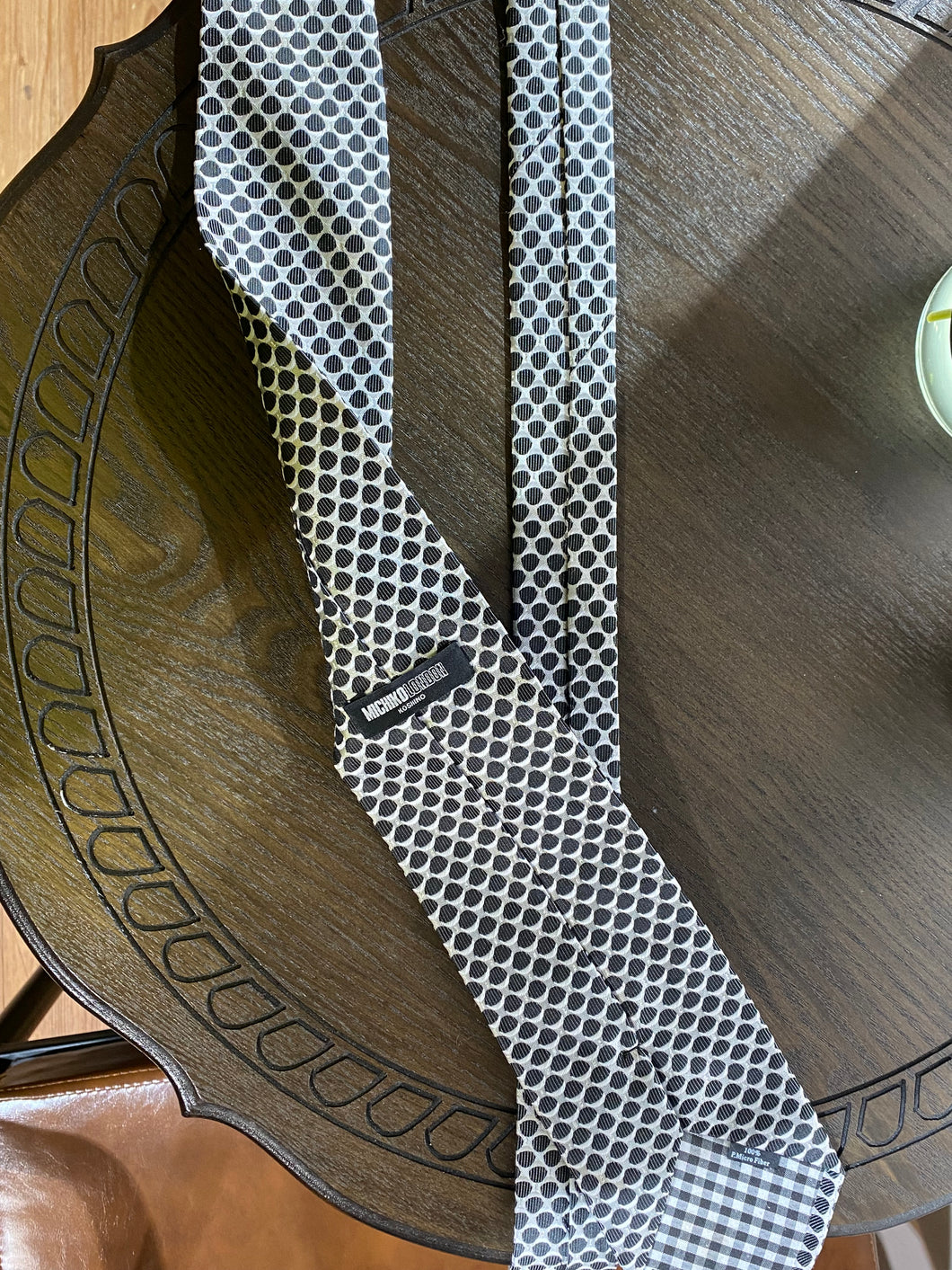 Vintage tie