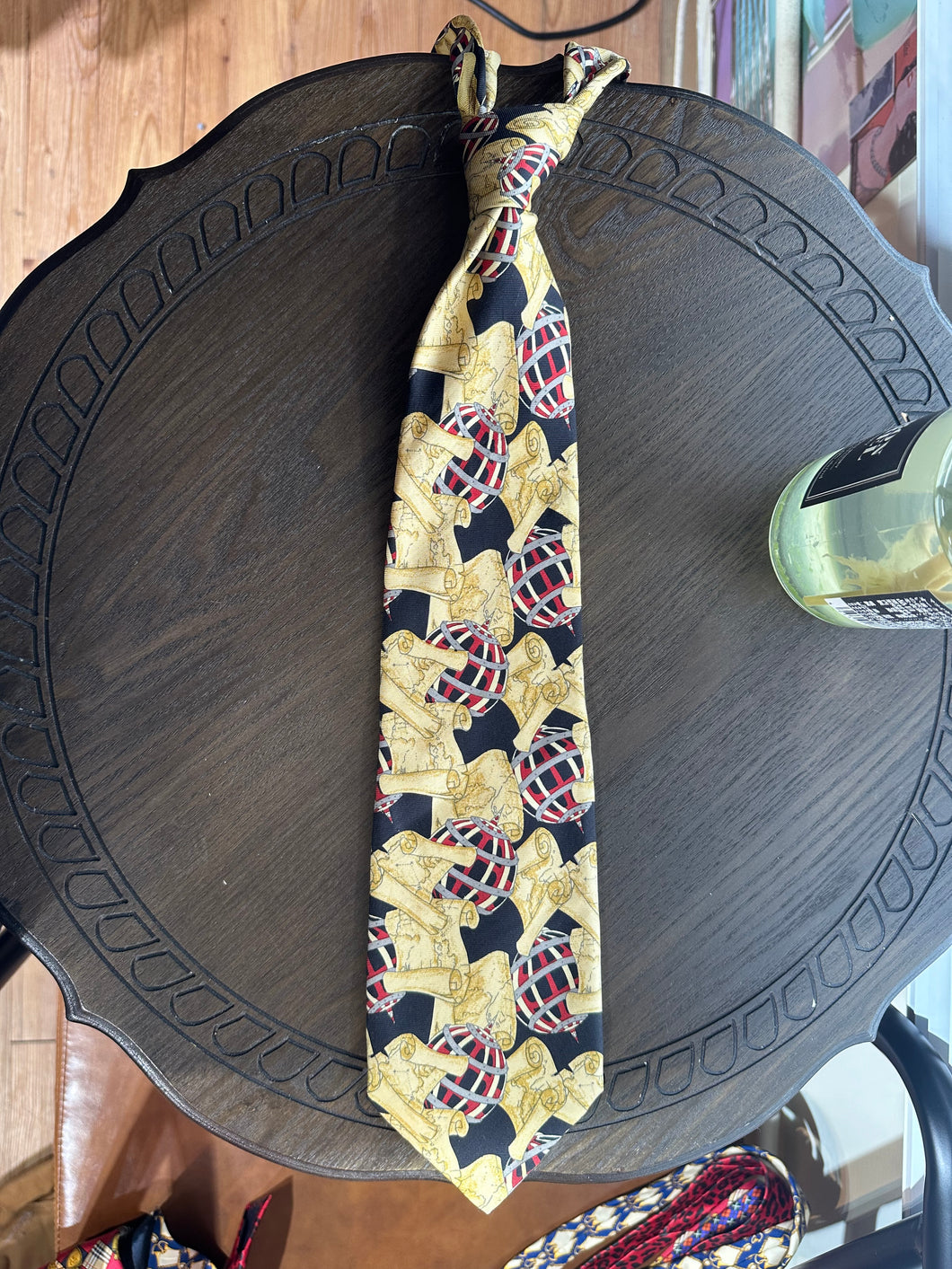 Vintage tie