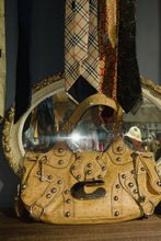 將圖片載入圖庫檢視器 Vintage Guess Bag
