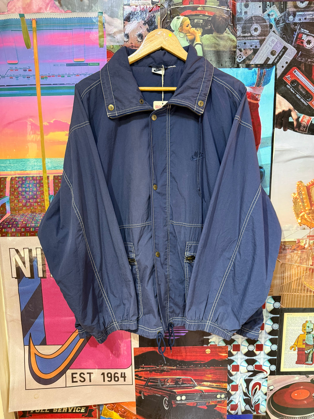 Wi294 Vintage Brand/Team Windbreaker