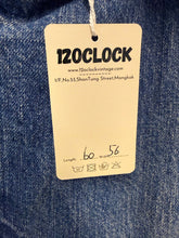 將圖片載入圖庫檢視器 Vintage Denim Jacket
