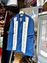 將圖片載入圖庫檢視器 Sh423 vintage Cuba shirt
