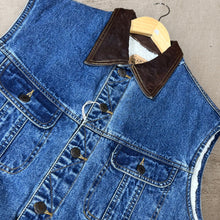 將圖片載入圖庫檢視器 Vintage Gap Denim Vest
