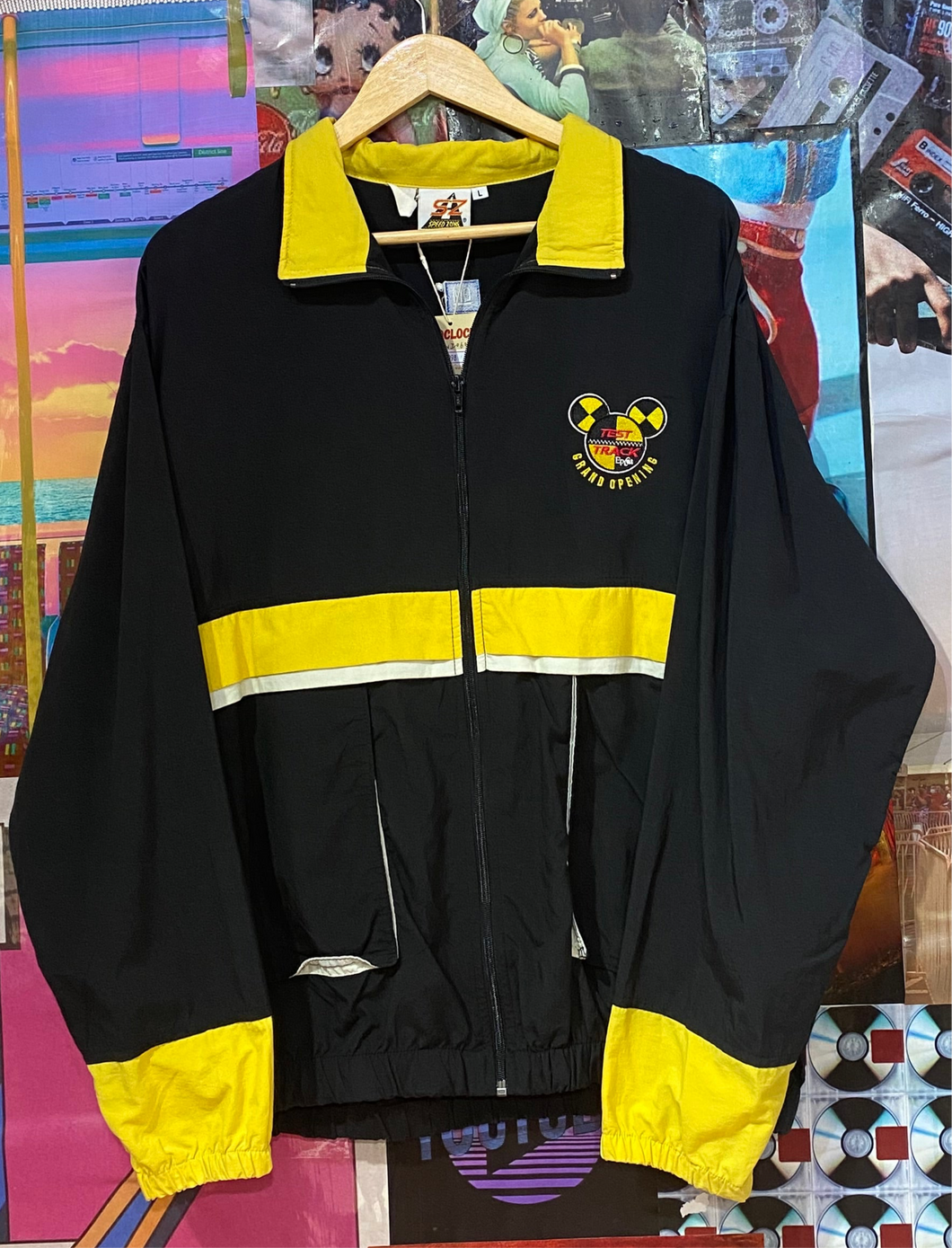 WI060  Vintage Brand/Team Windbreaker