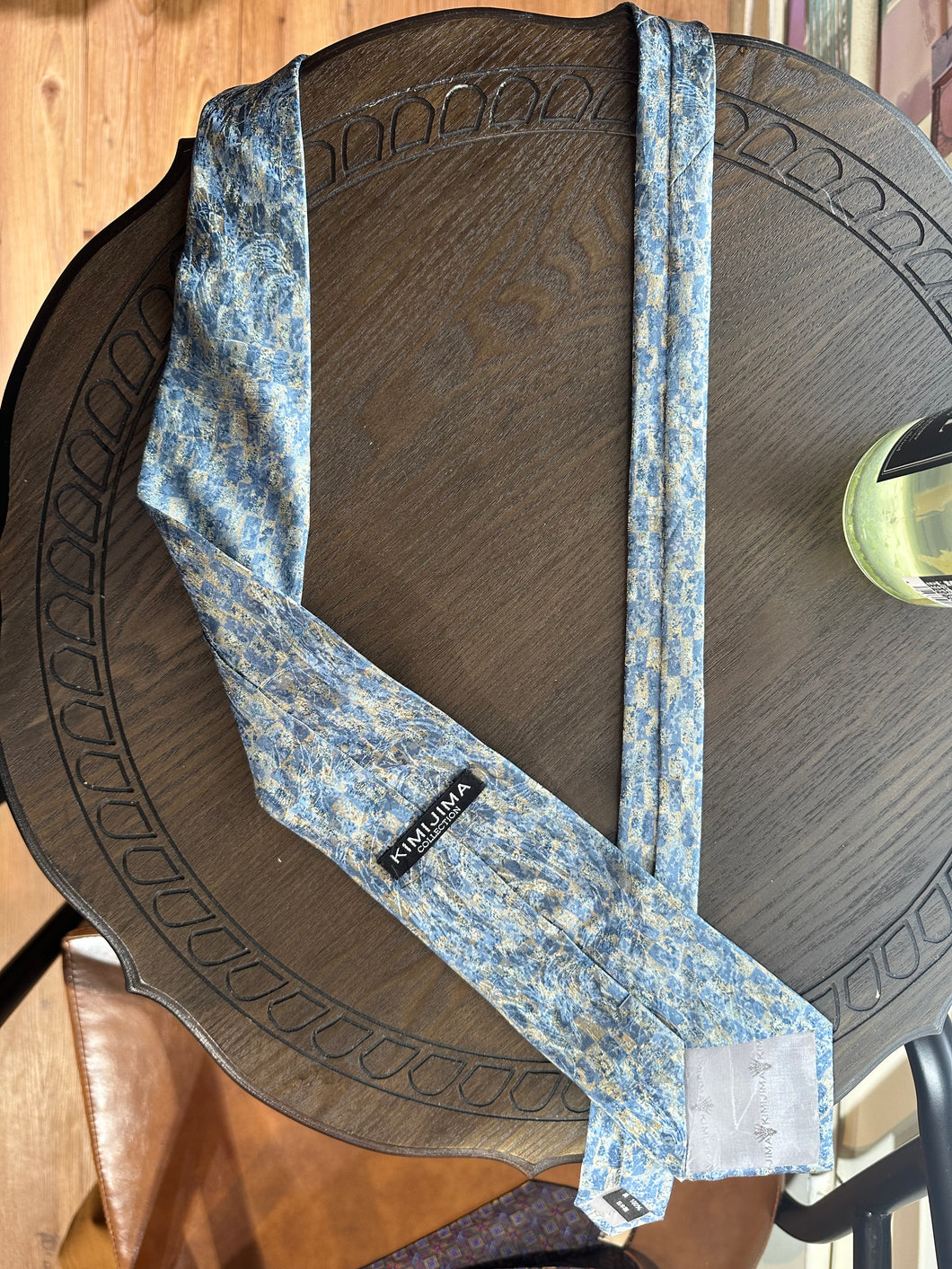 Vintage tie