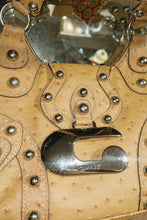 將圖片載入圖庫檢視器 Vintage Guess Bag
