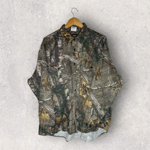 將圖片載入圖庫檢視器 Vintage Polo Shirt
