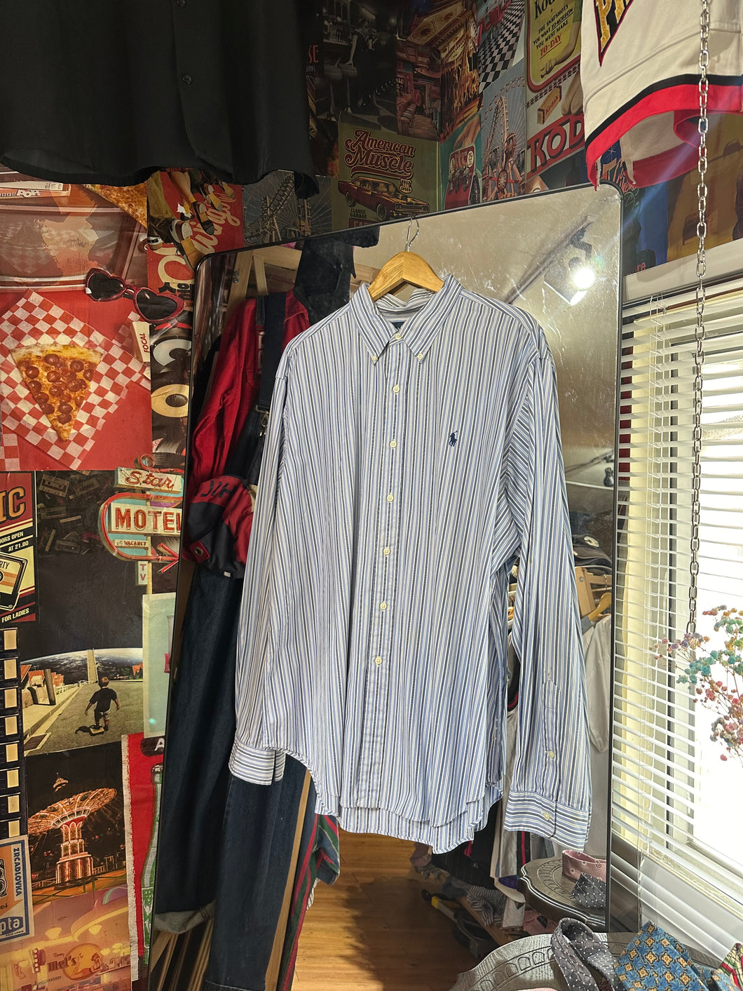 Sh511 vintage brand shirt