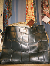 將圖片載入圖庫檢視器 Guess Vintage bag
